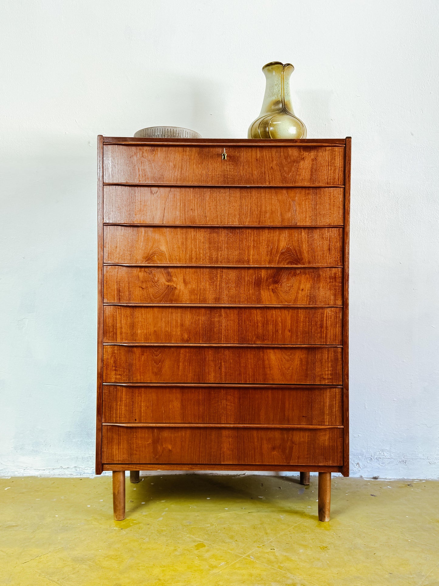Cassettiera design danese vintage anni 50 [91vnt2] misure L.76 H.116,5 P.42