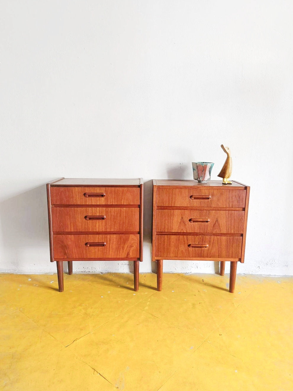 Comodini design danese vintage anni 50 [68j40392] misure L.50 H.52 P.28