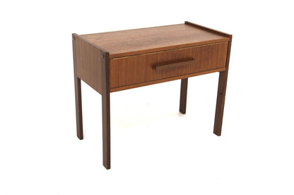 Comodino design svedese vintage anni 60 [sw27860] misure L.60 H.49 P.34