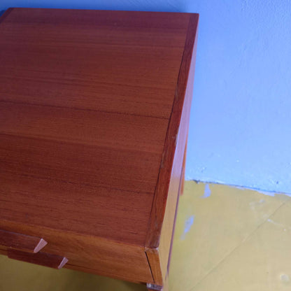 Panca design svedese vintage anni 60 [83sw25654] misure L.85 H.60/44 P.40