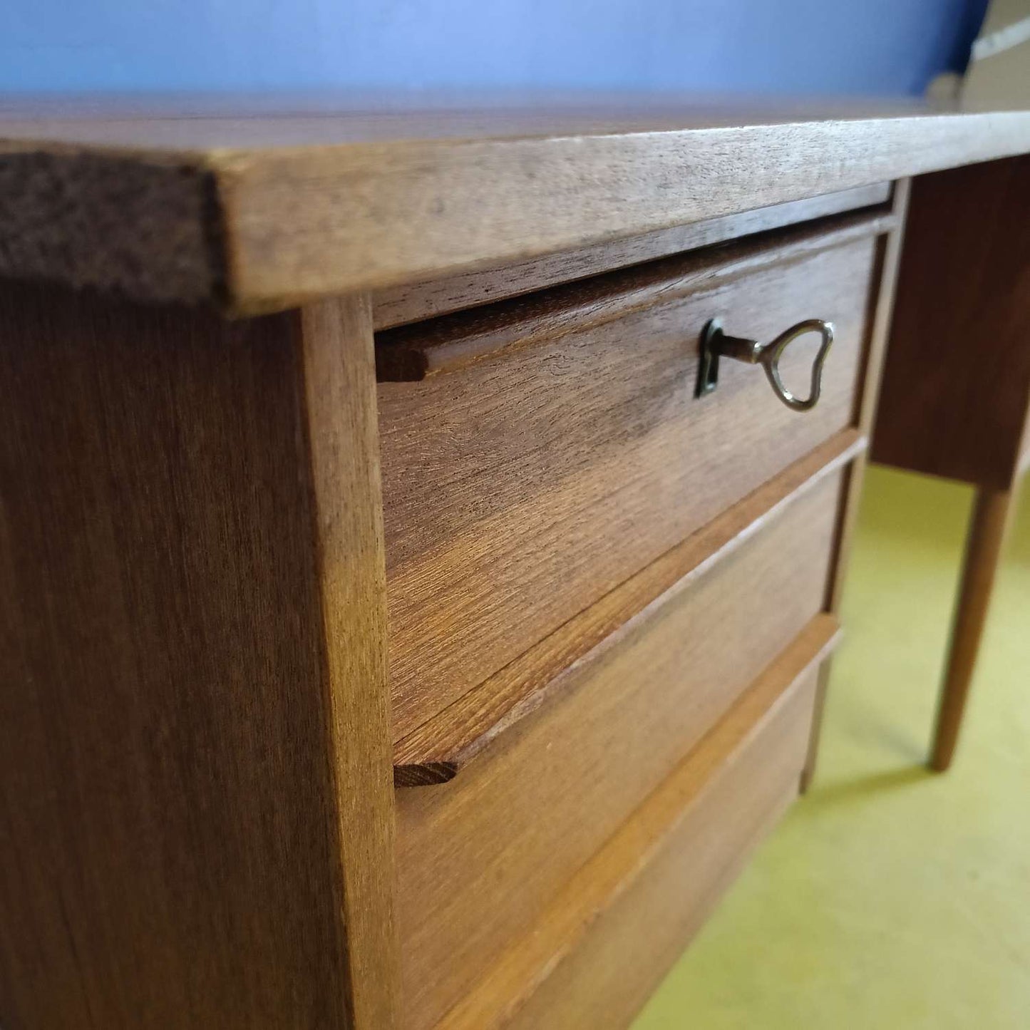 Scrivania vintage design danese anni 50 [87vnt] misure L.120 H.71,5 P.58