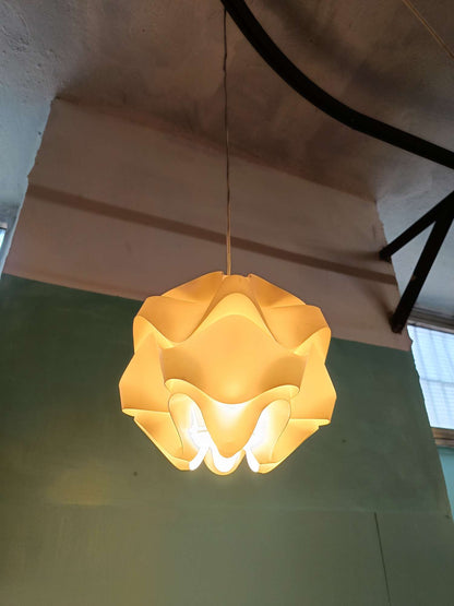 Lampada Le Klint mod.175A design danese vintage anni 50 [79ck1469] misure D.23 H.23