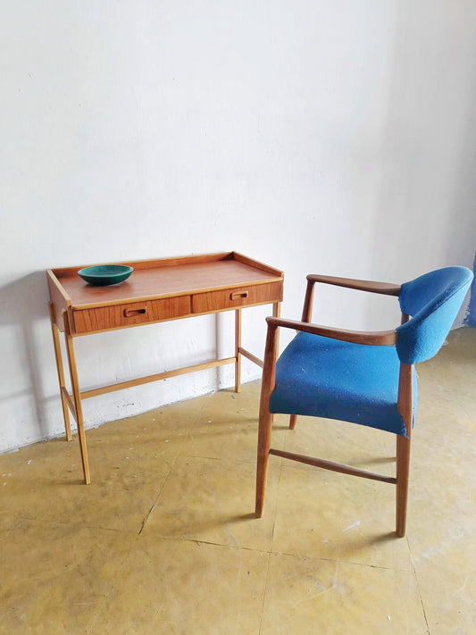 Consolle svuotatasche toletta design svedese vintage anni 60 [84sw25080] misure L.80 H.67/57 P.41