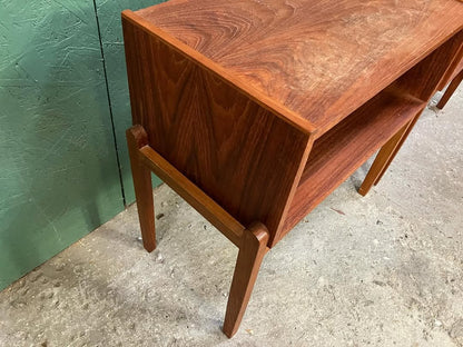 Comodini vintage design danese anni 50 [atk69] misure L.55 H.51 D.30