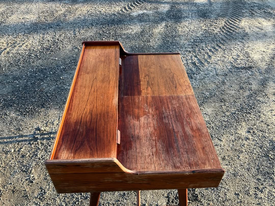 Scrivania Arne Wahl Iversen design danese vintage anni 60 [atk192] misure L.100 P.70 H.85,5