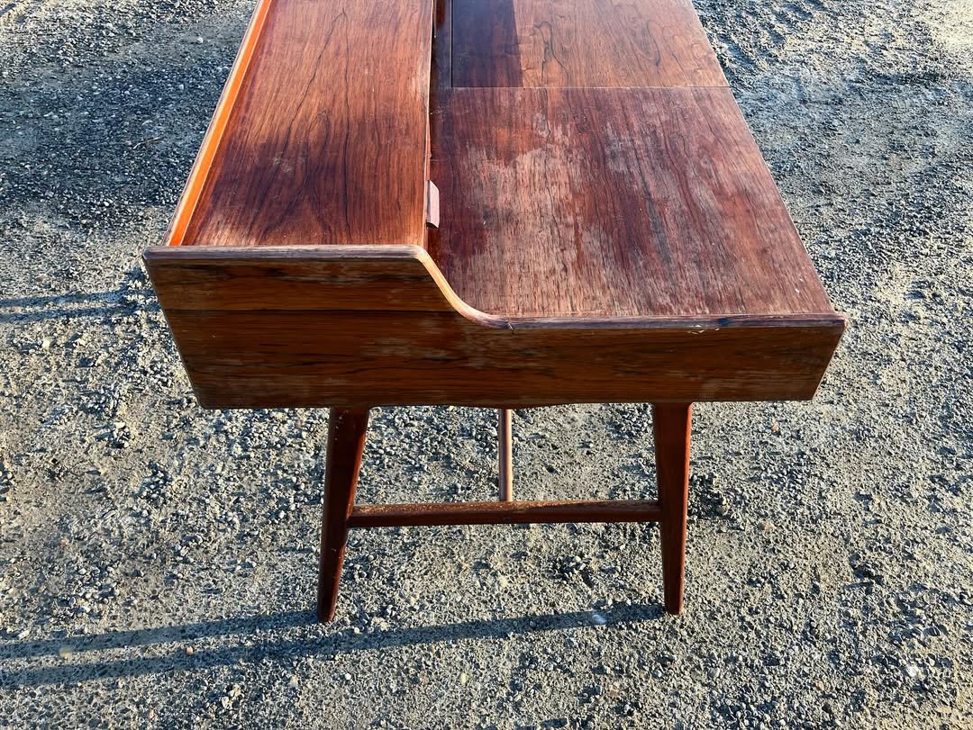 Scrivania Arne Wahl Iversen design danese vintage anni 60 [atk192] misure L.100 P.70 H.85,5