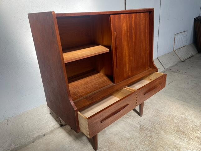 Credenza design danese vintage anni 50 [91vnt6] misure L.100 H.108 P.48 * IN ARRIVO A METÀ MAGGIO *