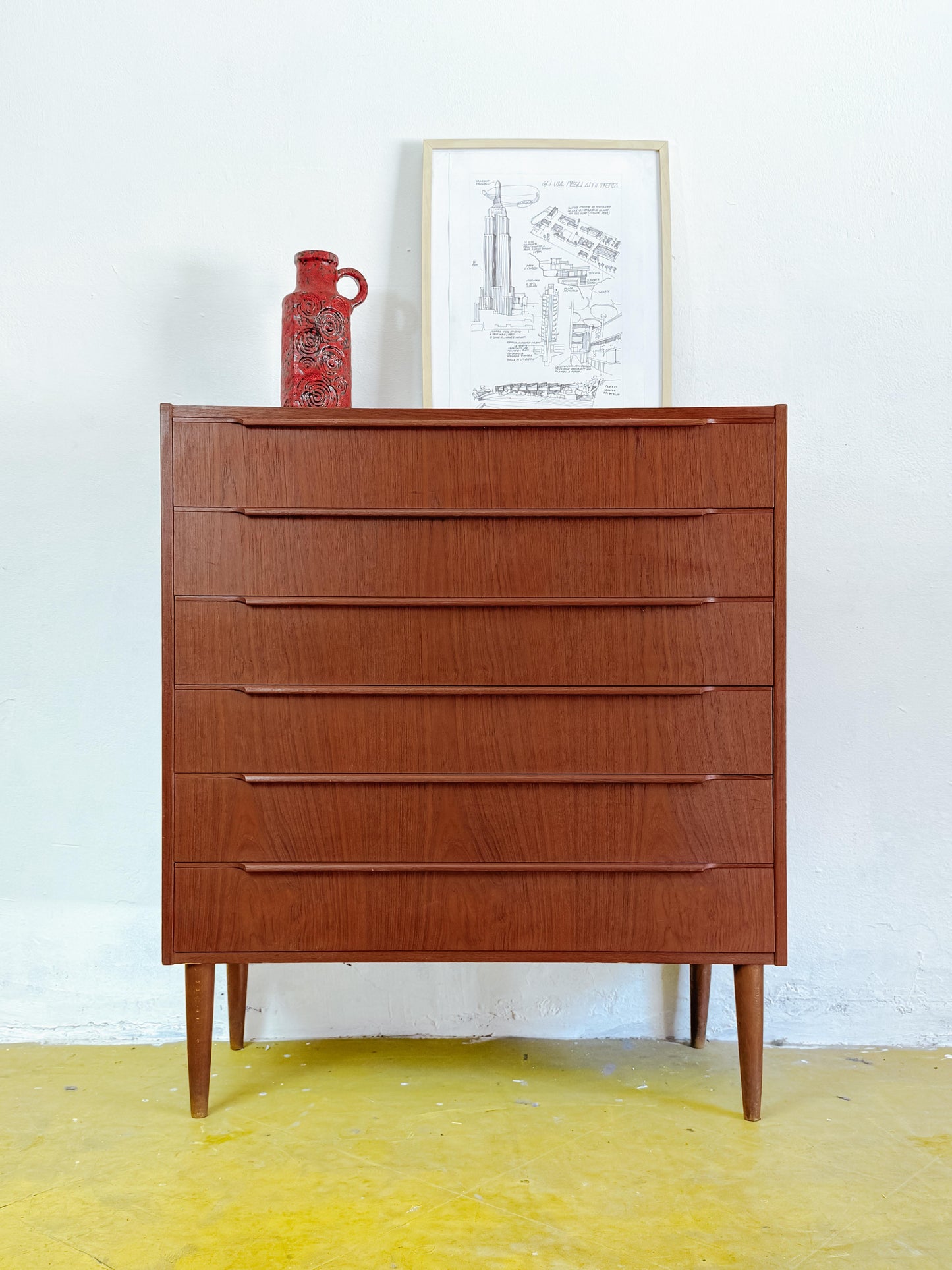 Cassettiera vintage design danese anni 50 [81j41639] misure L.90 H.104 P.40