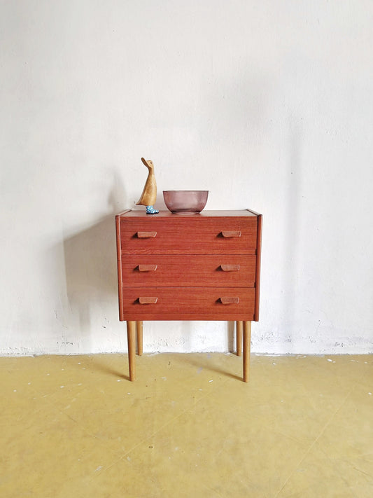 Comodino Carl Aage Skov design danese vintage anni 50 [71rt] misure: L.54 H.68 P.27
