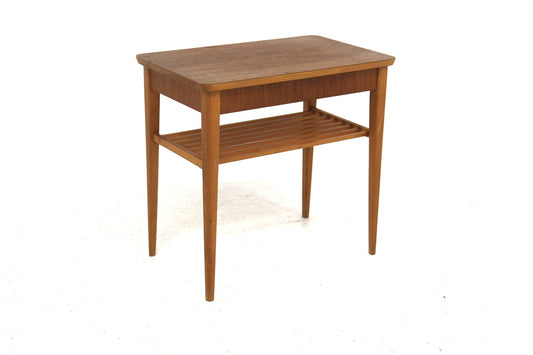 Comodino design svedese vintage anni 60 [sw27999] misure L.56 H.53 P.35