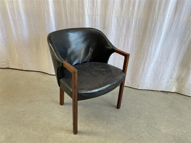 Poltroncina vintage design danese anni 60 [j43969] misure L.55 H.79 P.62