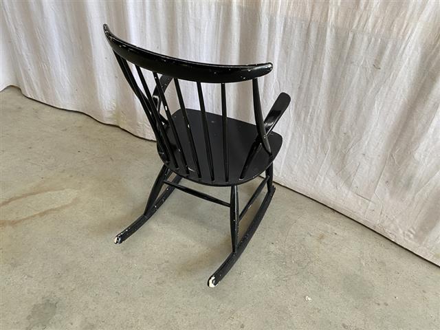 Sedia a dondolo Illum Wikkelsø design danese vintage [j44159] misure da richiedere