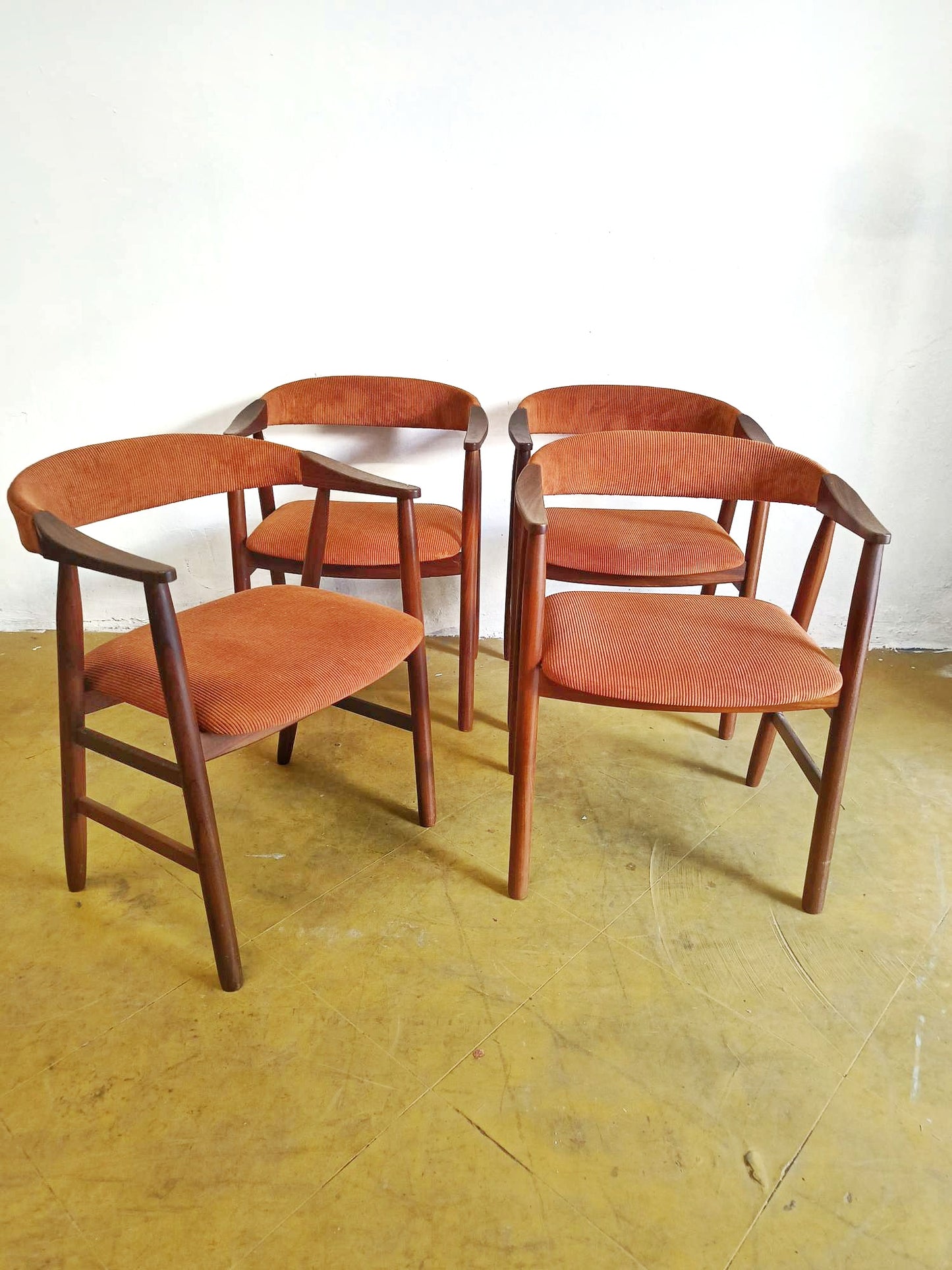 Sedie Thomas Herlev n.213 design danese originale vintage anni 50 [58j-61j-37845+38174] misure H.72/43 L.56 P.46