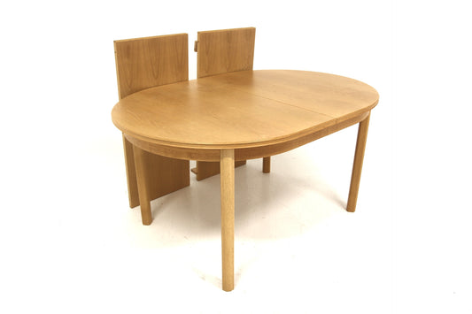 Tavolo ovale design svedese vintage anni 60 [sw28125] misure L.145+44+44 H.73 P.100
