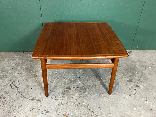 Tavolino Grete Jalk design danese vintage anni 60 [atk185] misure L.70 H.47 P.70