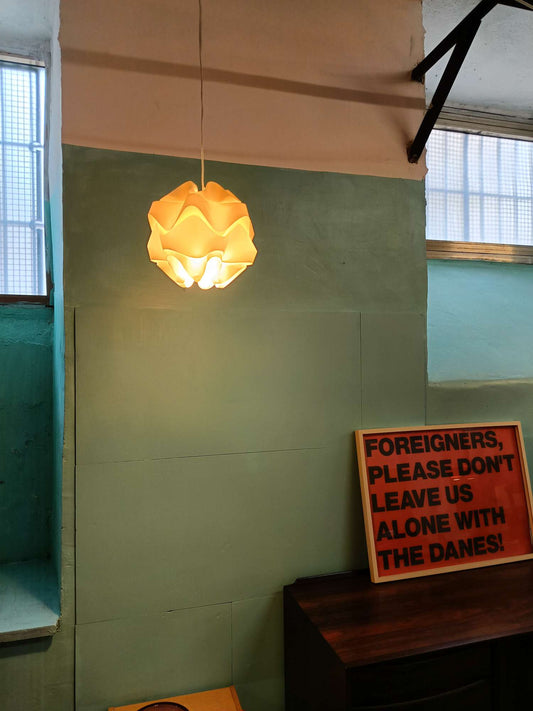 Lampada Le Klint 175A vintage danese anni 50 plastica plissettata artigianale restaurata