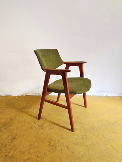 Poltroncina Erik Kirkegaard vintage anni 50 teak design danese restaurata laboratorio Roma