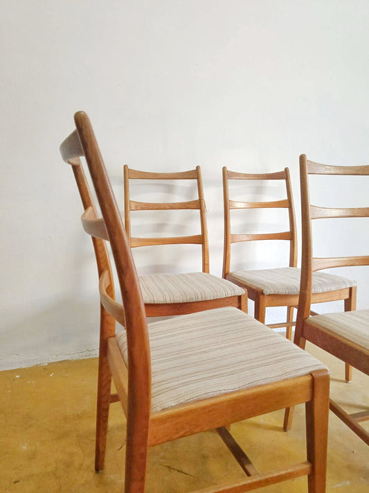 Schienale tre listelli orizzontali curvati ergonomici sedie danesi quercia supporto lombare