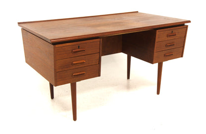 Scrivania design danese vintage anni 60 [sw28012] misure L.83 H.110 P.46