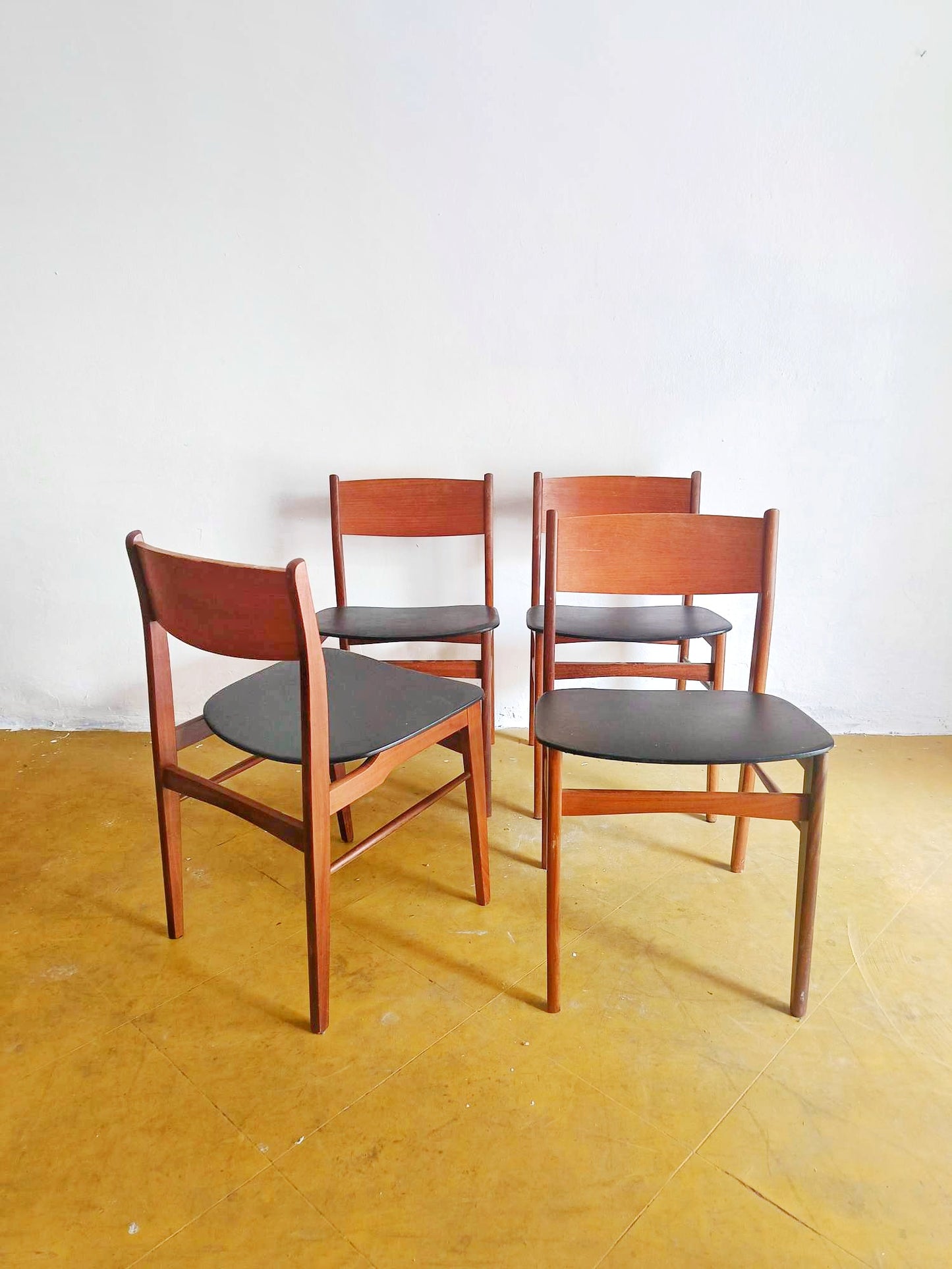 Sedie design danese originale vintage anni 60 [90vnt-nere] misure L.46 H.75/45 P.46