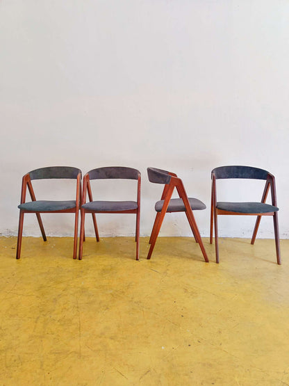 Set 4 sedie vintage teak gambe a V ristoffate velluto grigio design danese anni 50