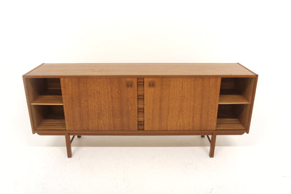 Sideboard "Korsör" Erik Wørtz design - ante scorrevoli