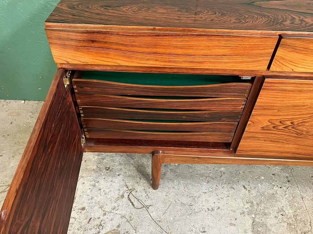 Sideboard Ib Kofoed Larsen design danese vintage anni 60 [atk189] misure da richiedere