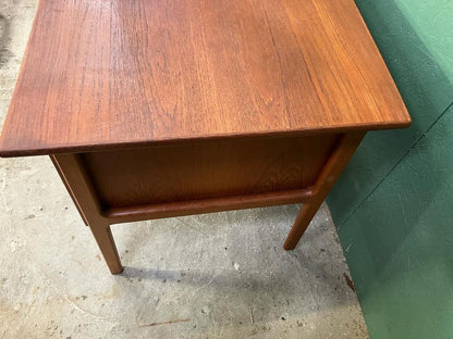 Scrivania design danese vintage anni 60 [atk79] misure L.140 P.71 H.73