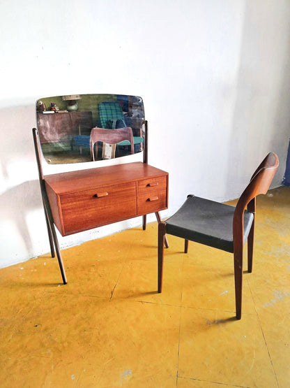 Toletta design danese vintage anni 50 [88vnt] misure L.78 H.109 P.40