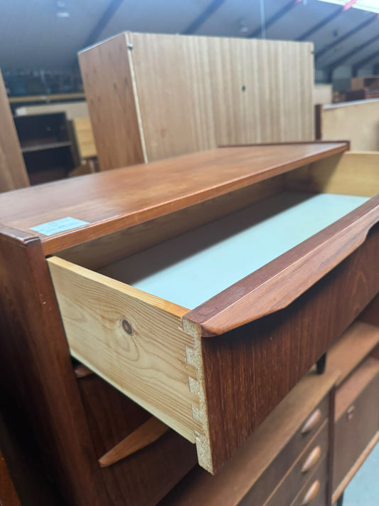 Cassettiera danese vintage anni '60 in teak | 3 cassetti | 100st20