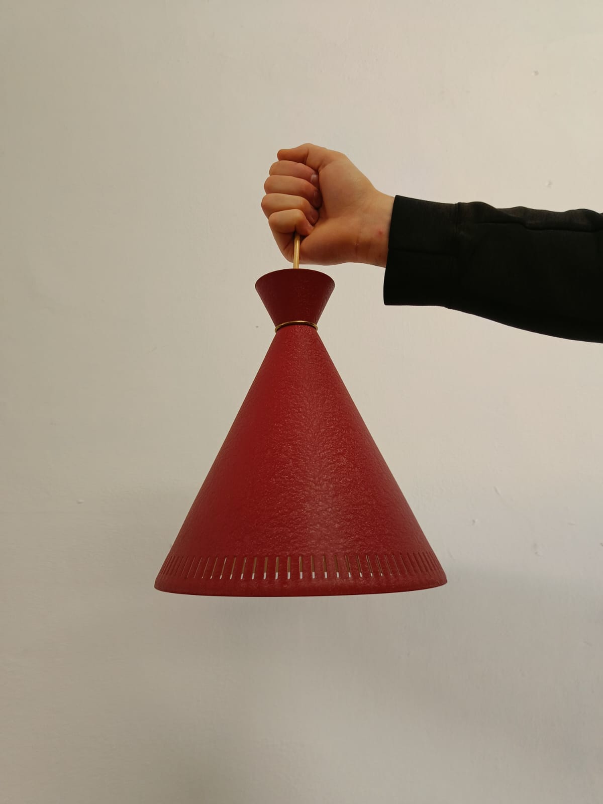Lampada Sospensione Bent Karlby design danese Anni '50 | Metallo Rosso | 25cm |94vnt2b