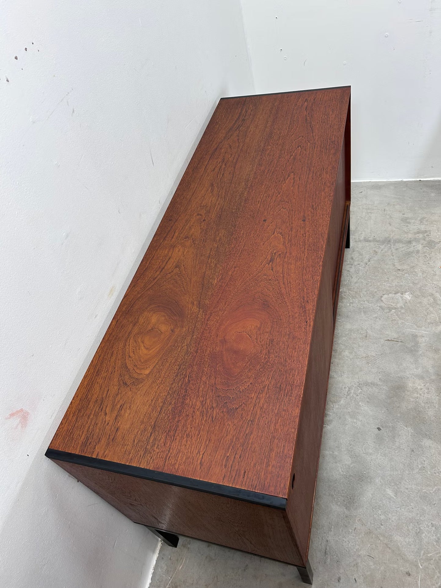 Sideboard piccola Hove & Pedersen vintage danese | nr10411