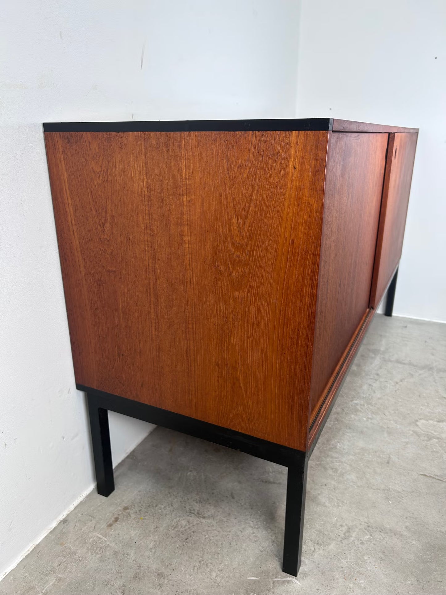 Sideboard piccola Hove & Pedersen vintage danese | nr10411