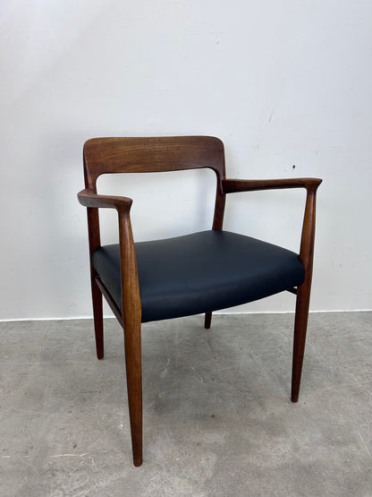 Sedia con braccioli Niels o Møller design danese vintage anni 60 | nr9920