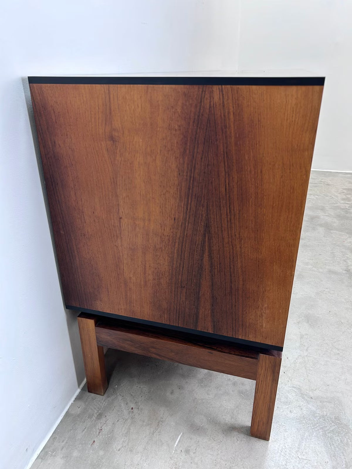 Sideboard Hans Hove e Palle Pedersen design vintage danese | nr8858