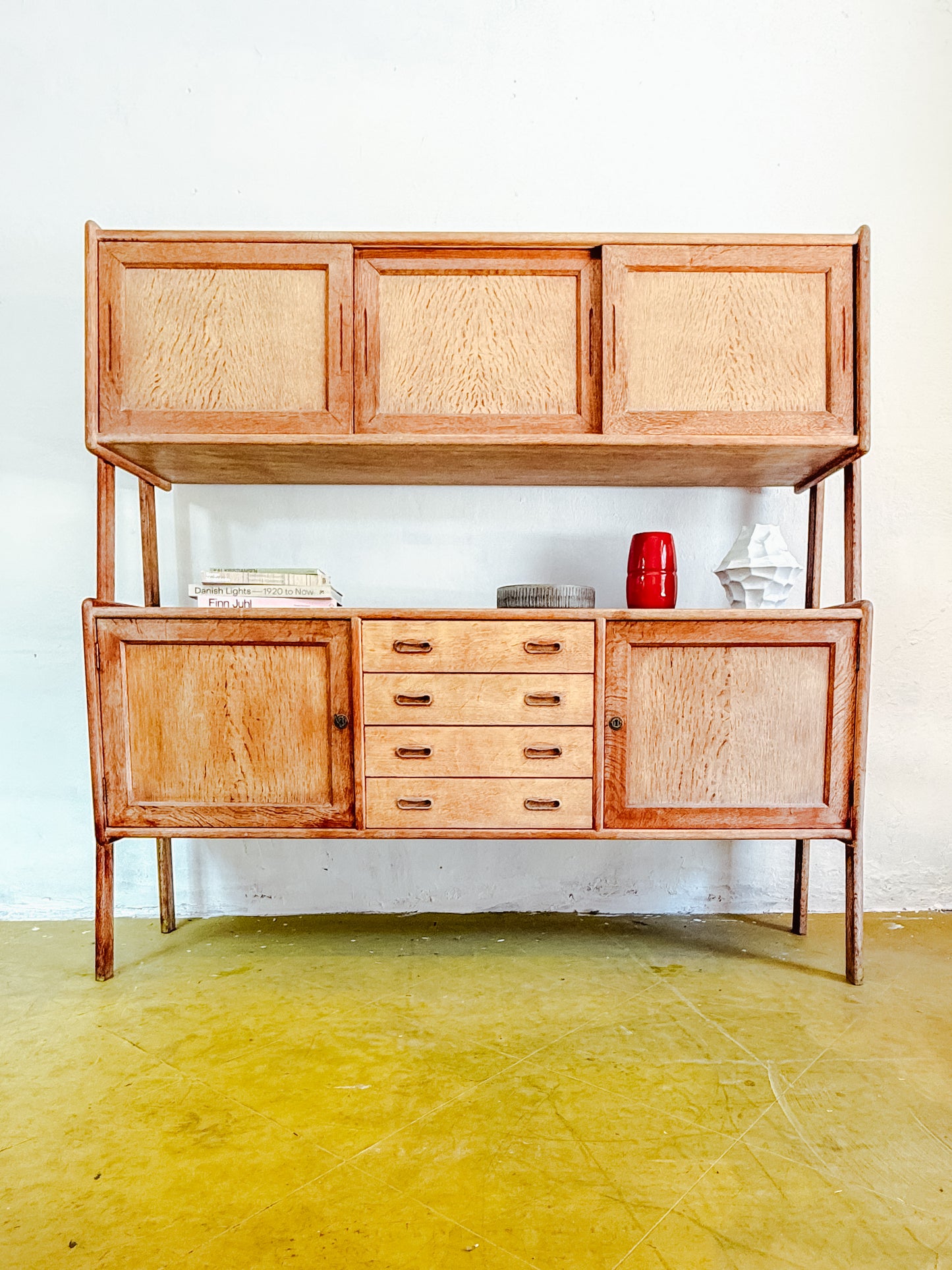 Sezione superiore tre ante scorrevoli rovere credenza Kjærnulf