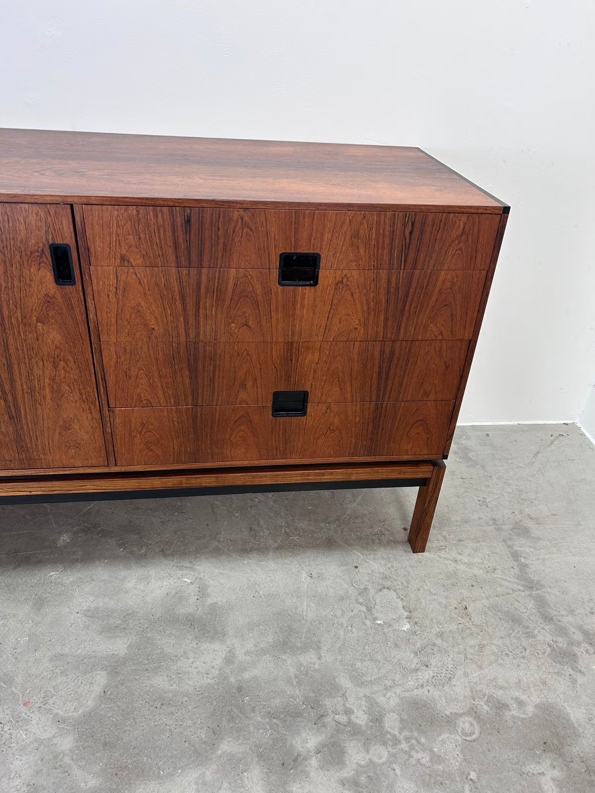 Sideboard Hans Hove e Palle Pedersen design vintage danese | nr8858
