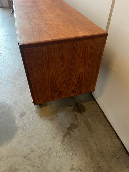 Sideboard model HB 20 Johannes Andersen design danese vintage 1950 | fz8643