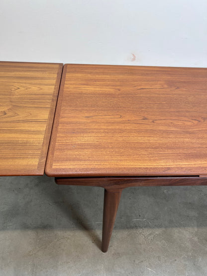 Tavolo rettangolare Johannes Andersen design vintage 1960 | nr10275