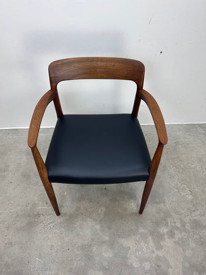 Sedia con braccioli Niels o Møller design danese vintage anni 60 | nr9920
