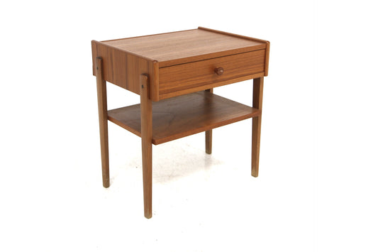 Comodino design svedese vintage anni 50 [sw26235] misure L.47 H.50 P.36