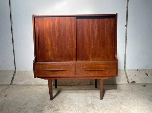 Credenza design danese vintage anni 50 [91vnt6] misure L.100 H.108 P.48 * IN ARRIVO A METÀ MAGGIO *