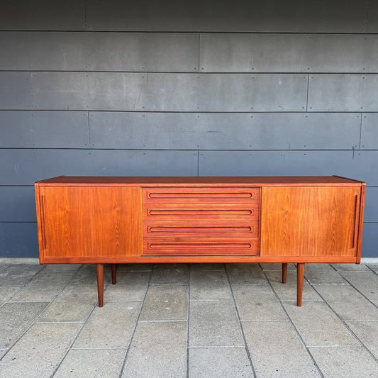 Sideboard Johannes Andersen design danese vintage anni 60 [93rk] misure L.200 H.81 P.51 * IN ARRIVO A SETTEMBRE*