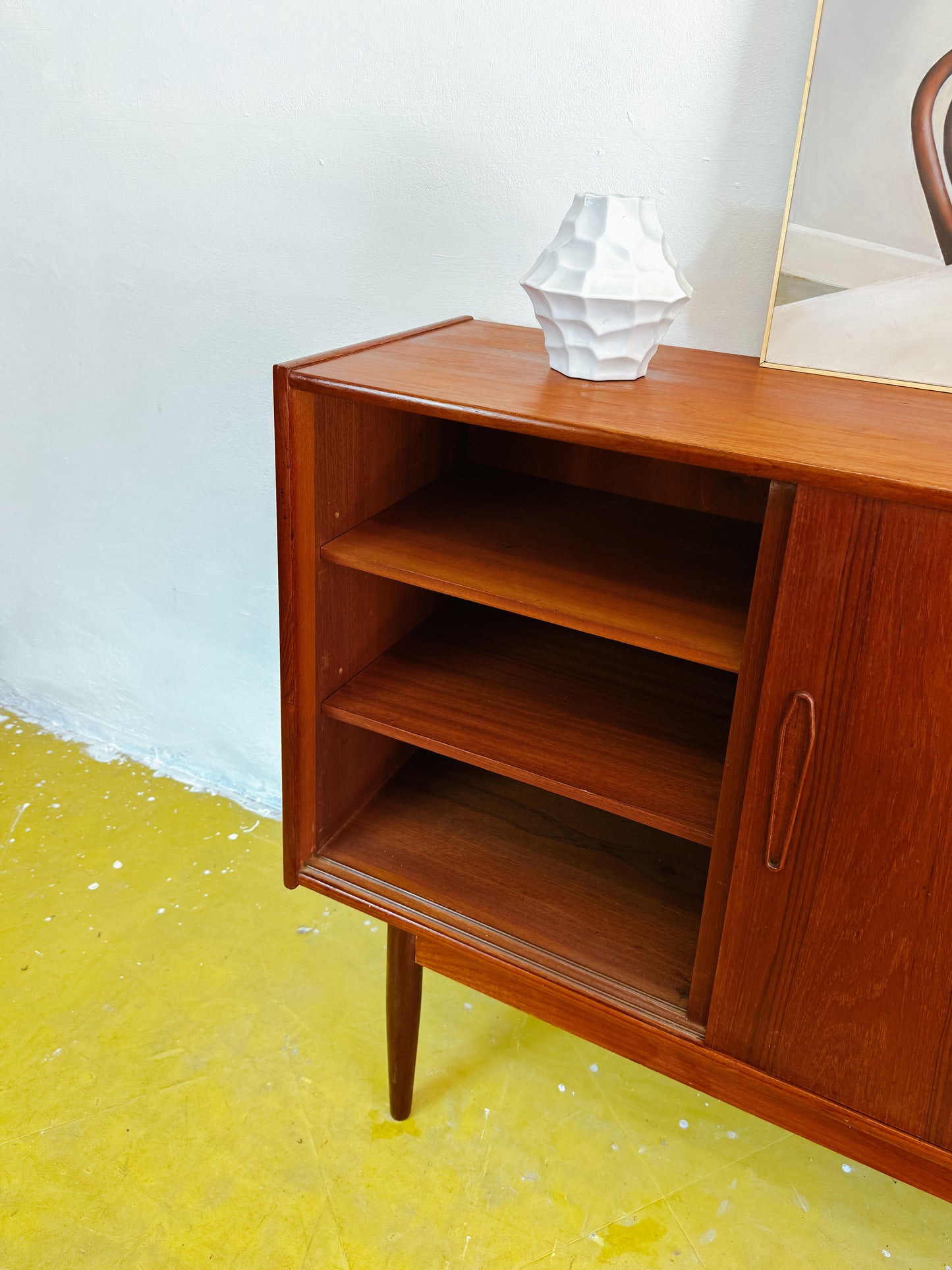 Credenza vintage design danese anni 60 [86j43210] misure H.107 L.165 P.44