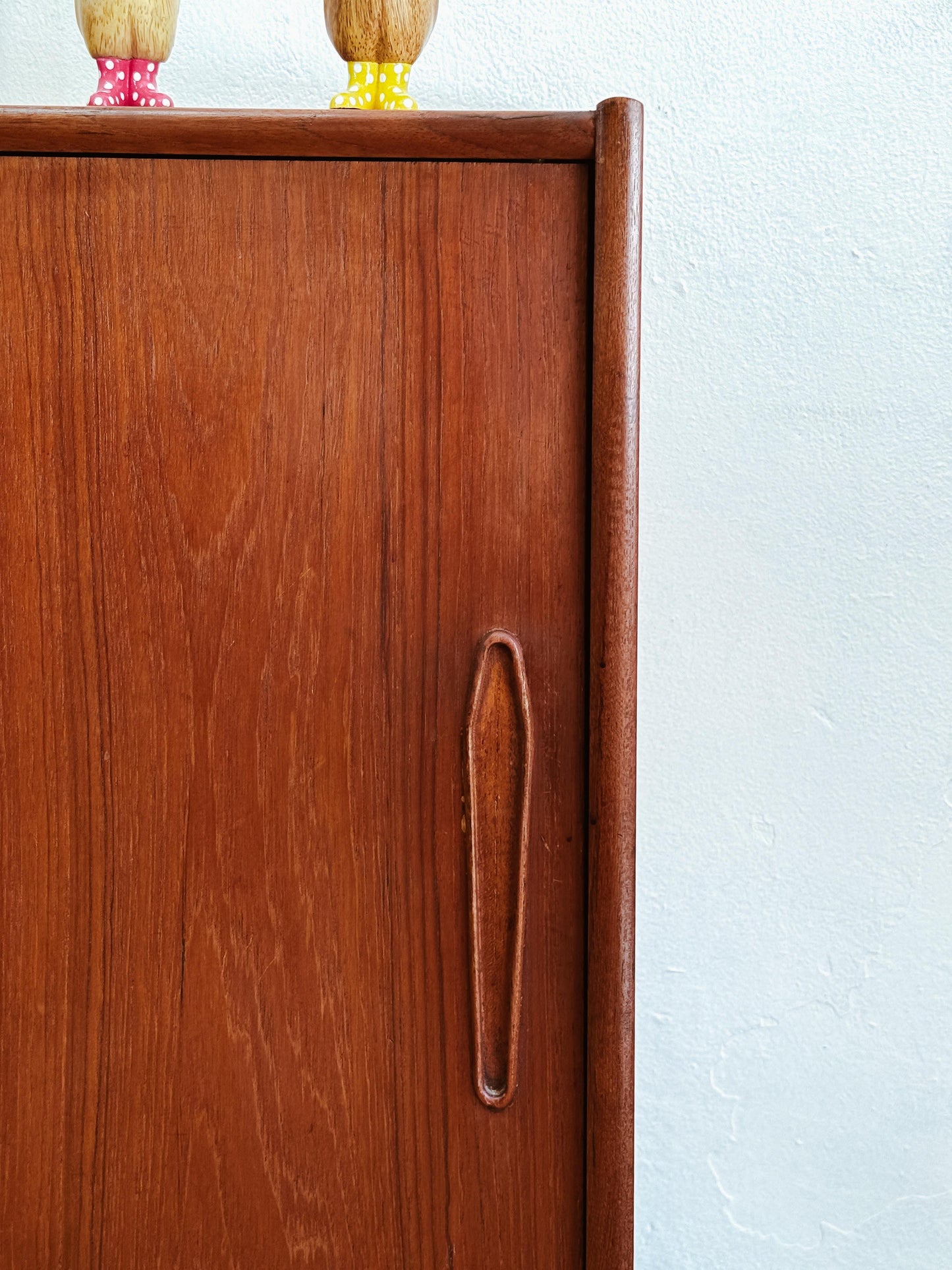 Credenza vintage design danese anni 60 [86j43210] misure H.107 L.165 P.44