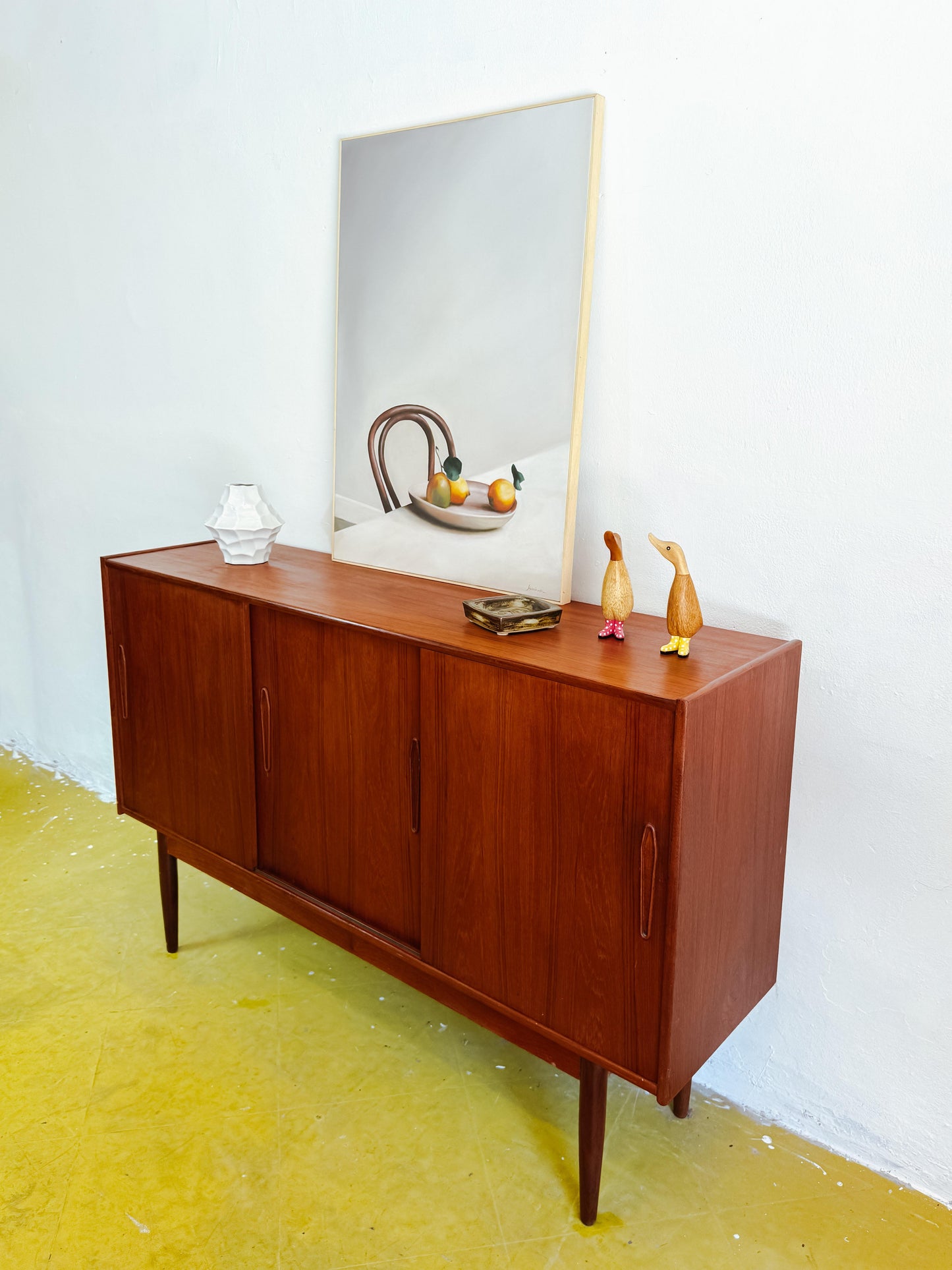 Credenza vintage design danese anni 60 [86j43210] misure H.107 L.165 P.44
