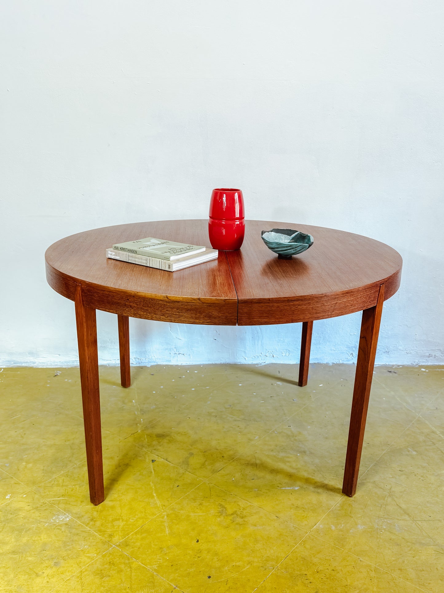 Tavolo rotondo vintage design danese anni 50 [91vnt1] misure a D.120+2*60 H.73