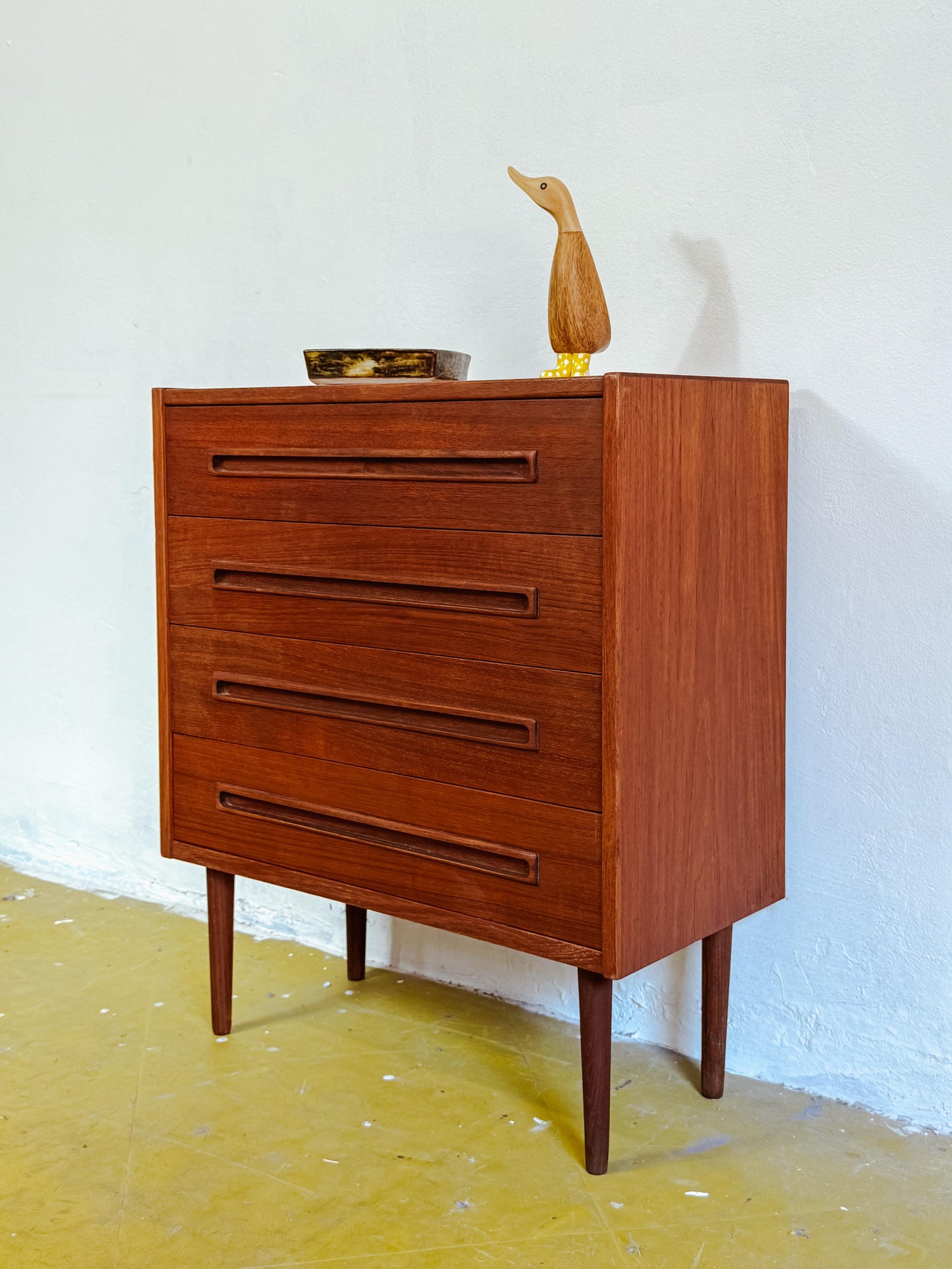 Comodino design danese vintage anni 50 [92vnt] misure L.62 H.72 P.30
