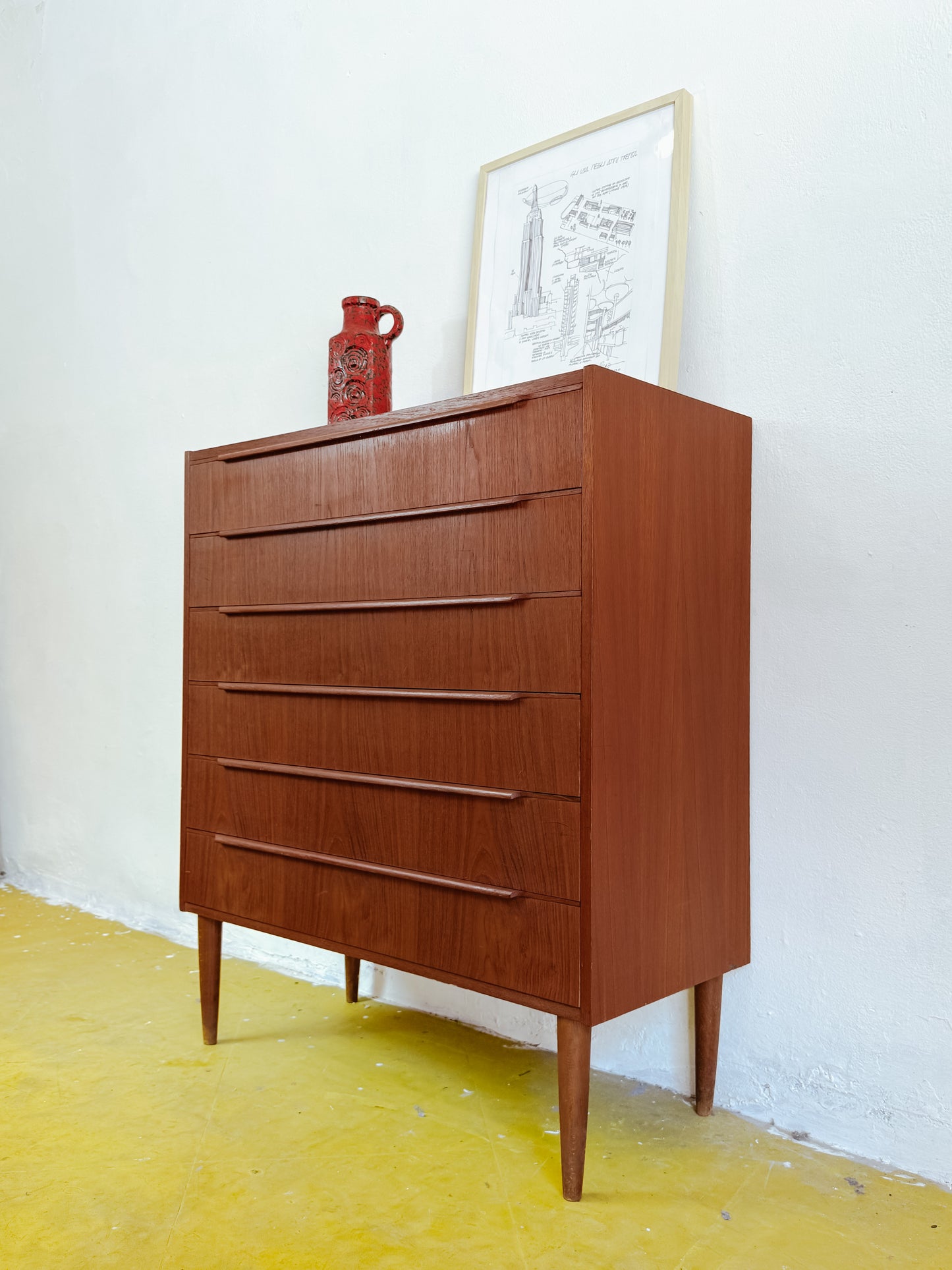 Cassettiera vintage design danese anni 50 [81j41639] misure L.90 H.104 P.40