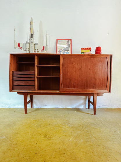 Credenza Arne Vodder design danese vintage anni 50 [84vnt] misure L.180 P.40 H.110